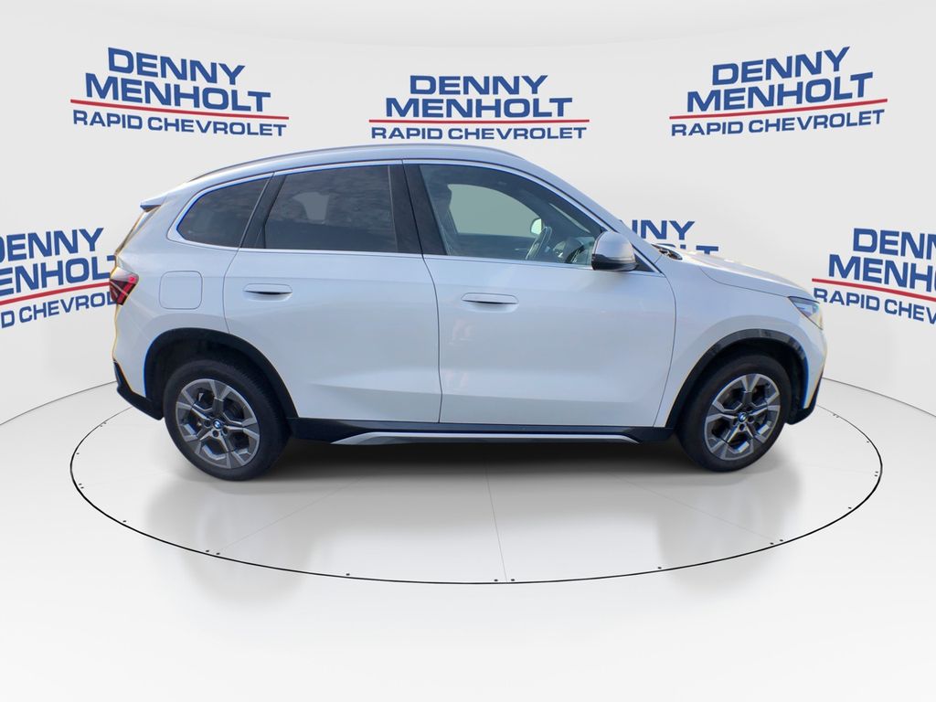 2024 BMW X1