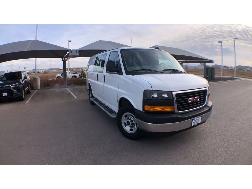 2024 GMC Savana