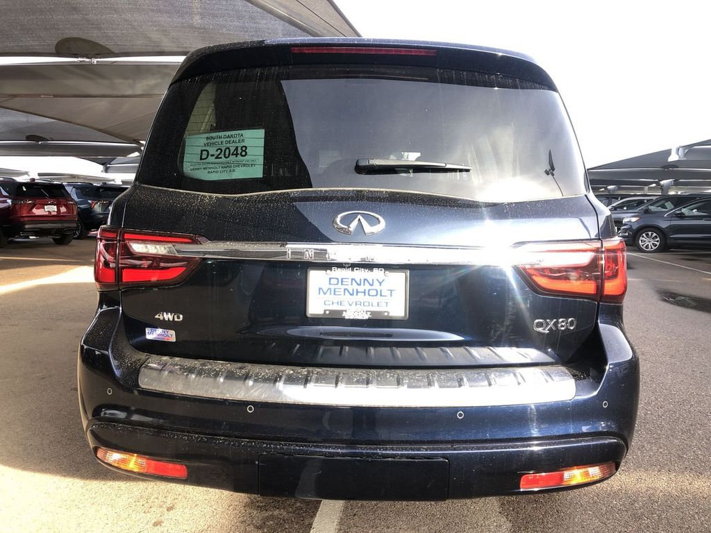 2024 INFINITI QX80