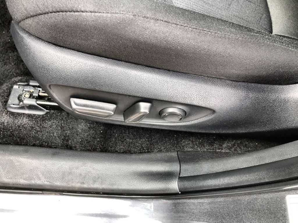 2025 Toyota RAV4 Hybrid