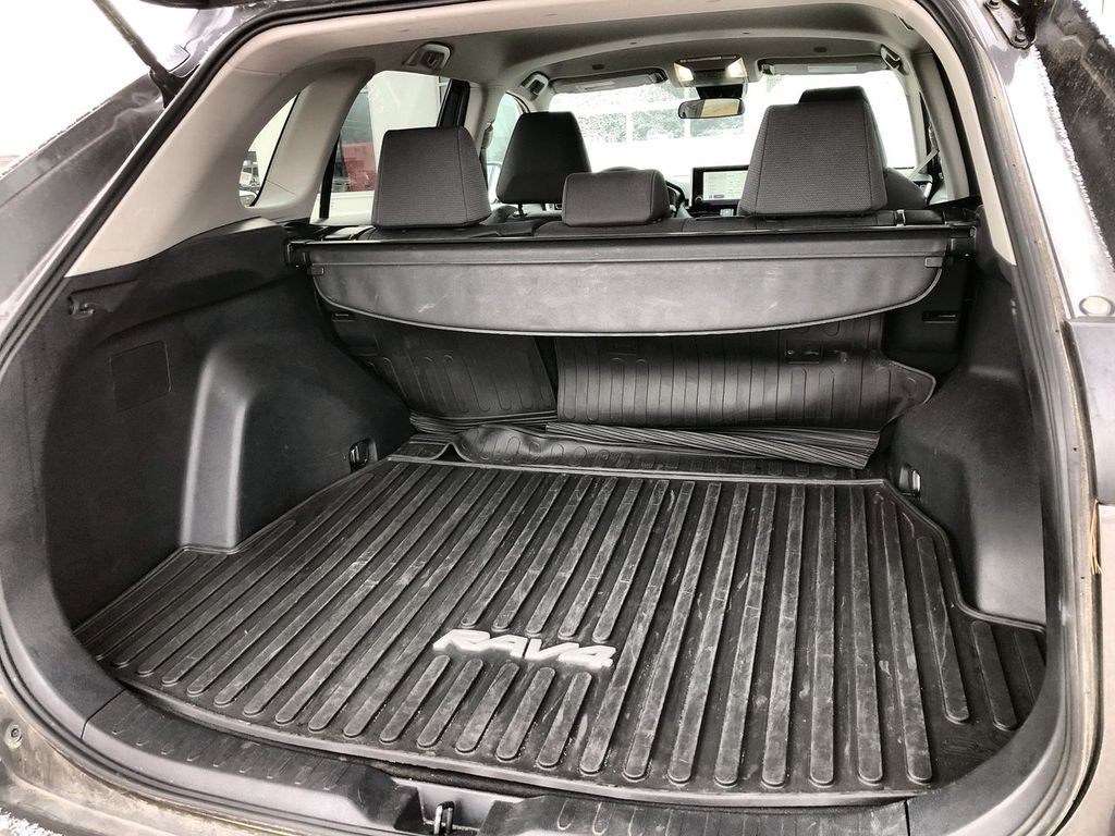 2025 Toyota RAV4 Hybrid