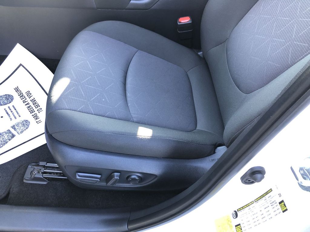 2025 Toyota RAV4 Hybrid