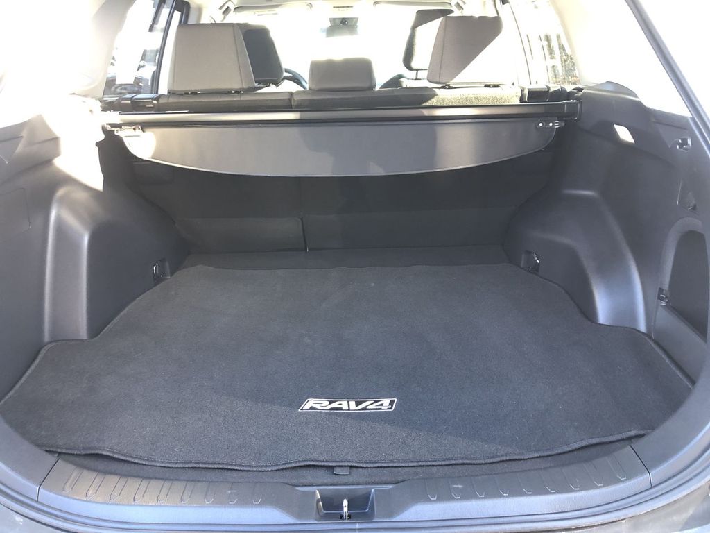 2025 Toyota RAV4 Hybrid