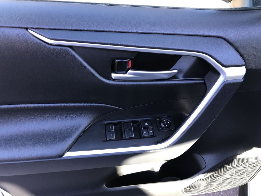 2025 Toyota RAV4 Hybrid