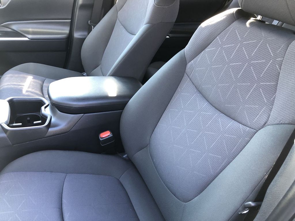 2025 Toyota RAV4 Hybrid