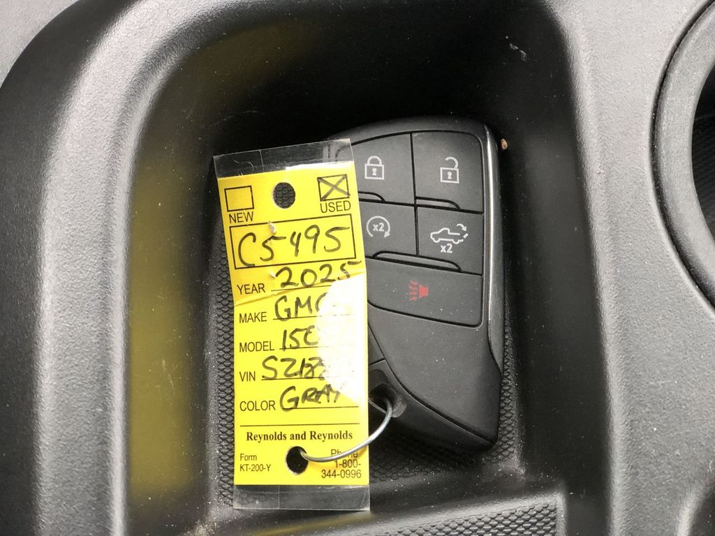 2025 GMC Sierra 1500