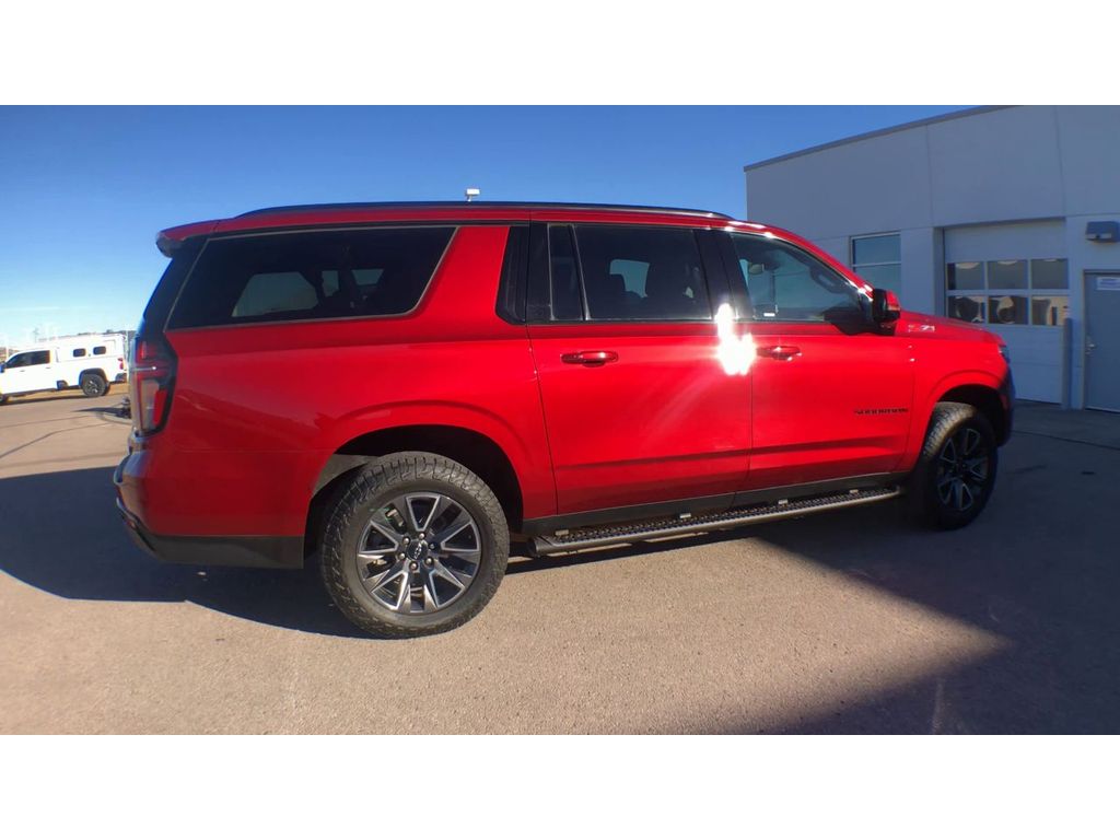 2023 Chevrolet Suburban