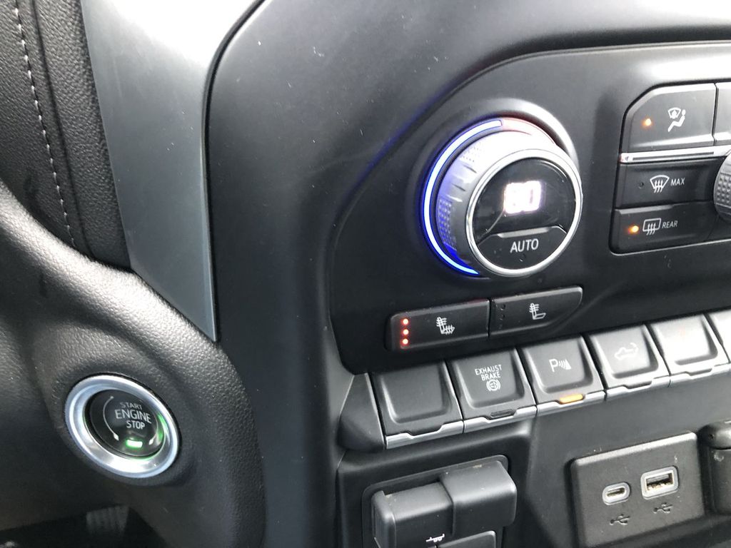 2023 Chevrolet Silverado 3500