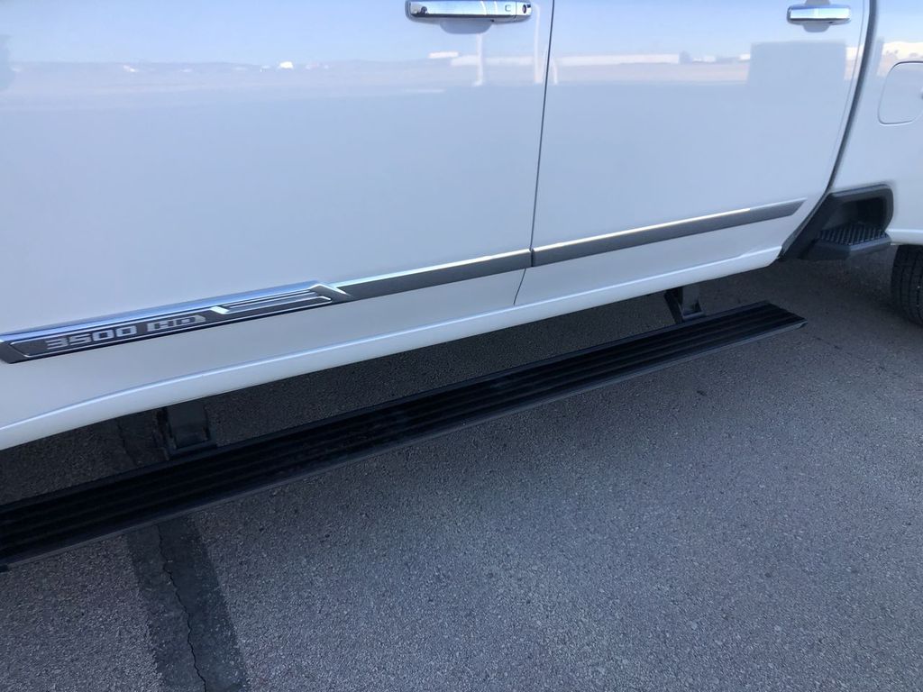 2024 Chevrolet Silverado 3500