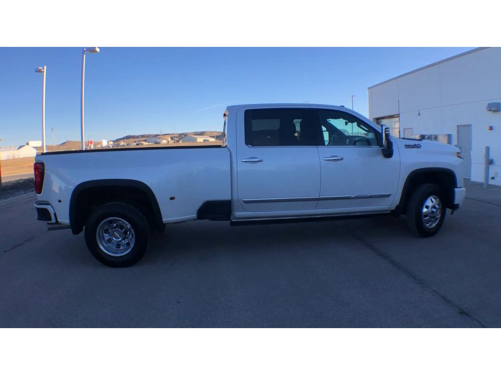 2024 Chevrolet Silverado 3500