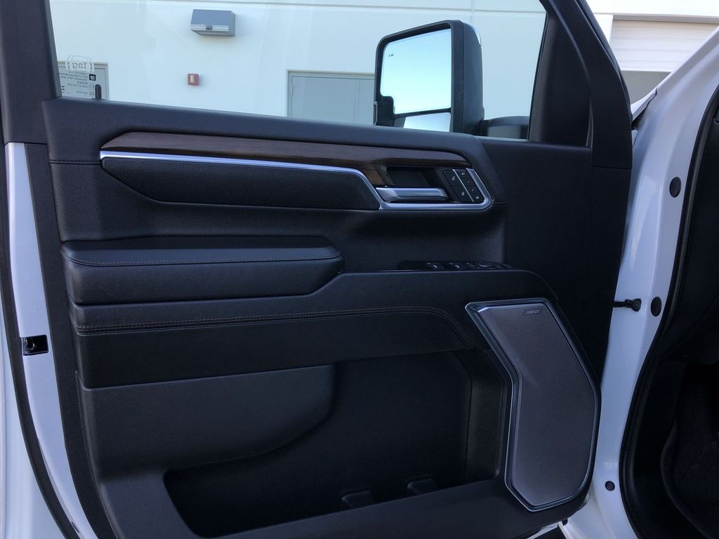 2024 Chevrolet Silverado 3500