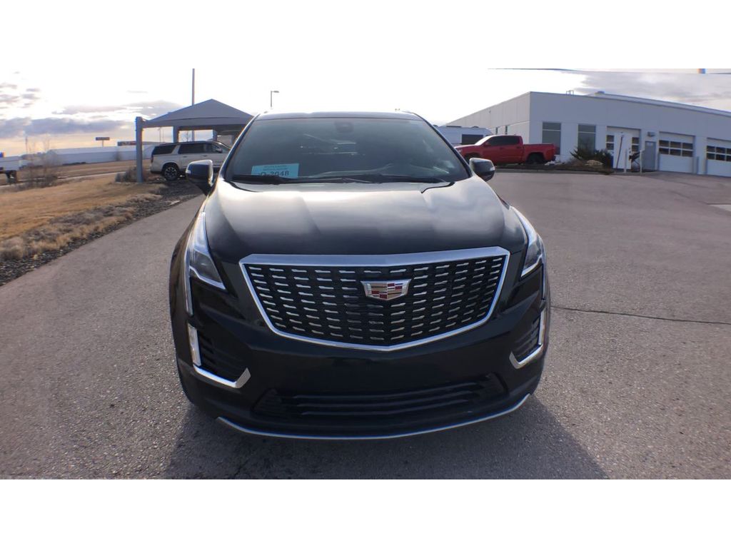 2025 Cadillac XT5