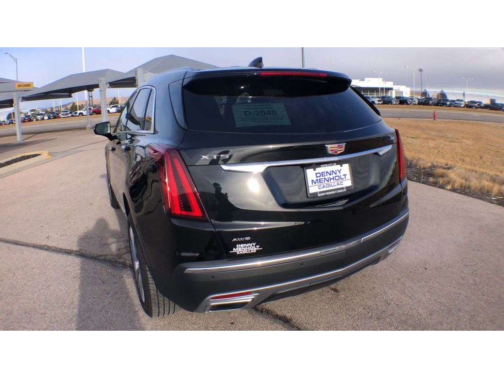 2025 Cadillac XT5
