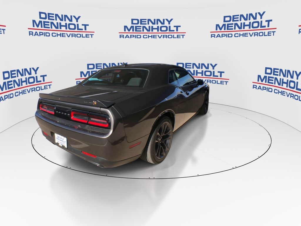 2022 Dodge Challenger