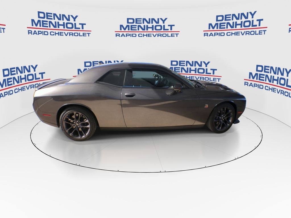 2022 Dodge Challenger