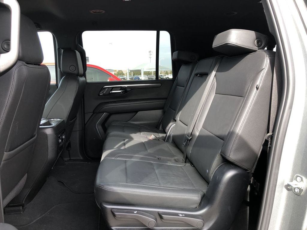 2025 Chevrolet Suburban