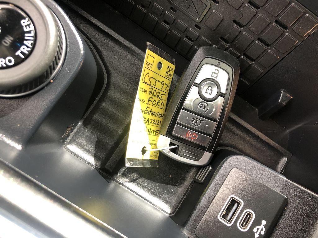 2025 Ford Expedition