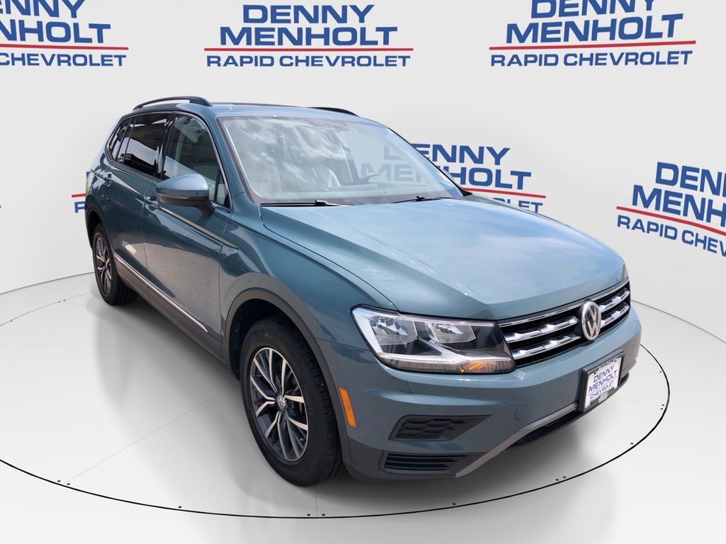 Used 2020 Volkswagen Tiguan SE SUVs