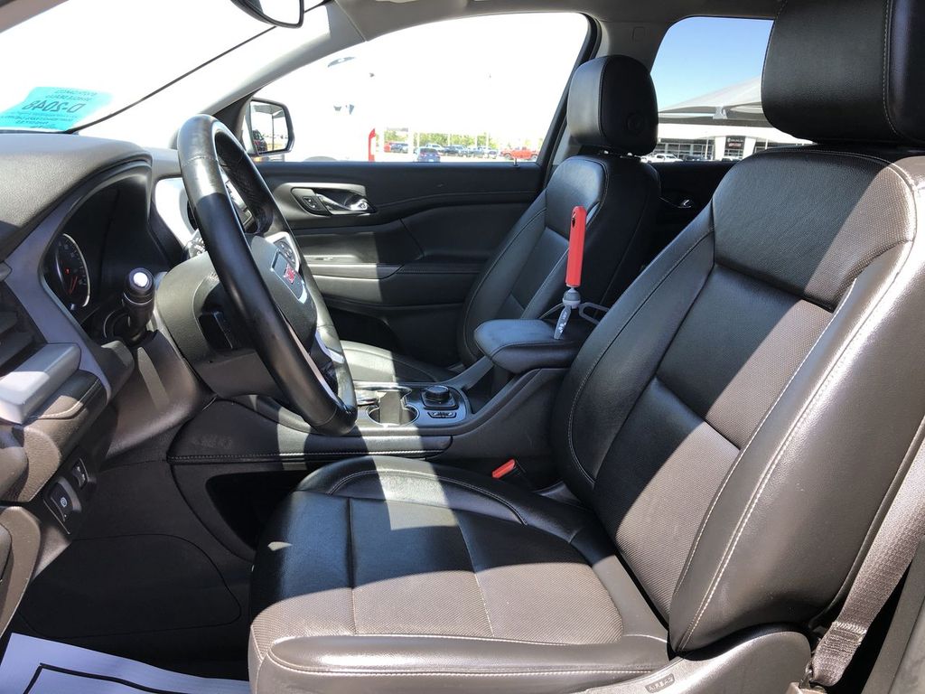 2023 GMC Acadia