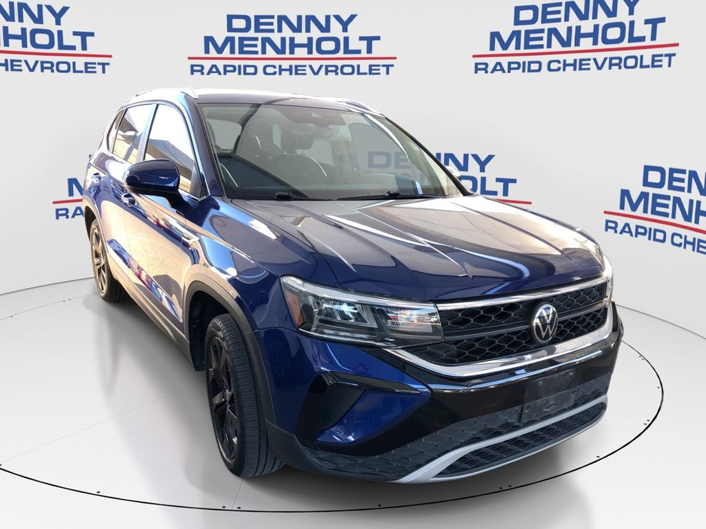 Used 2023 Volkswagen Taos SE SUVs