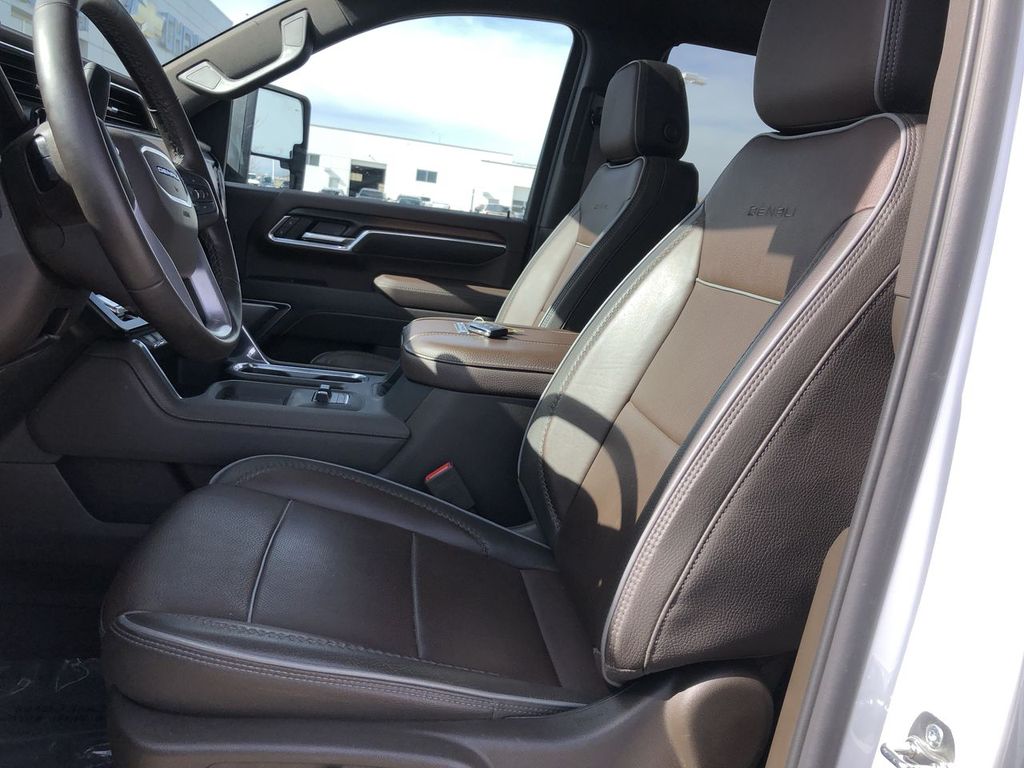 2025 GMC Sierra 3500