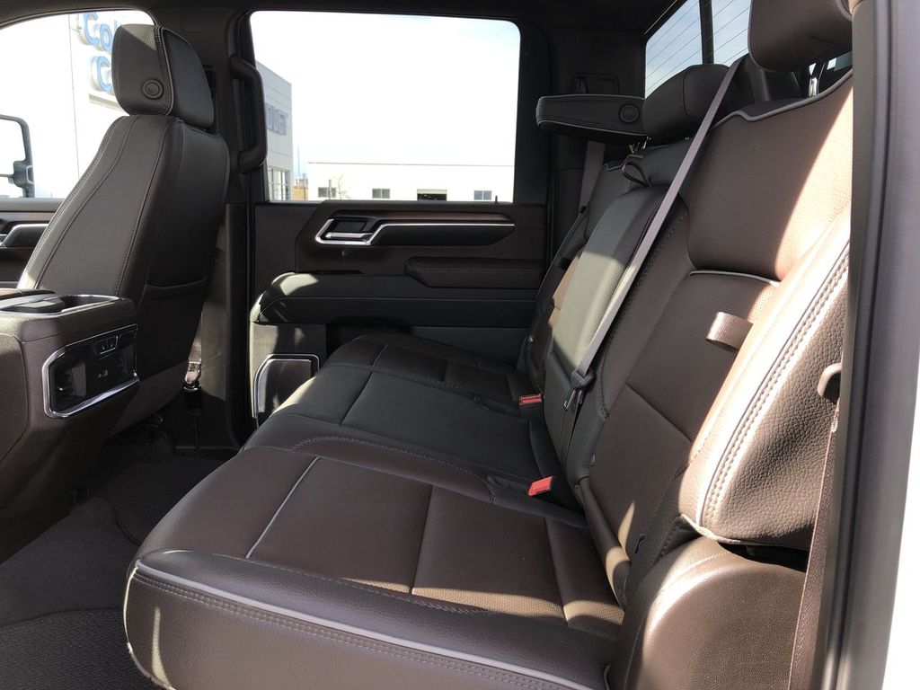 2025 GMC Sierra 3500