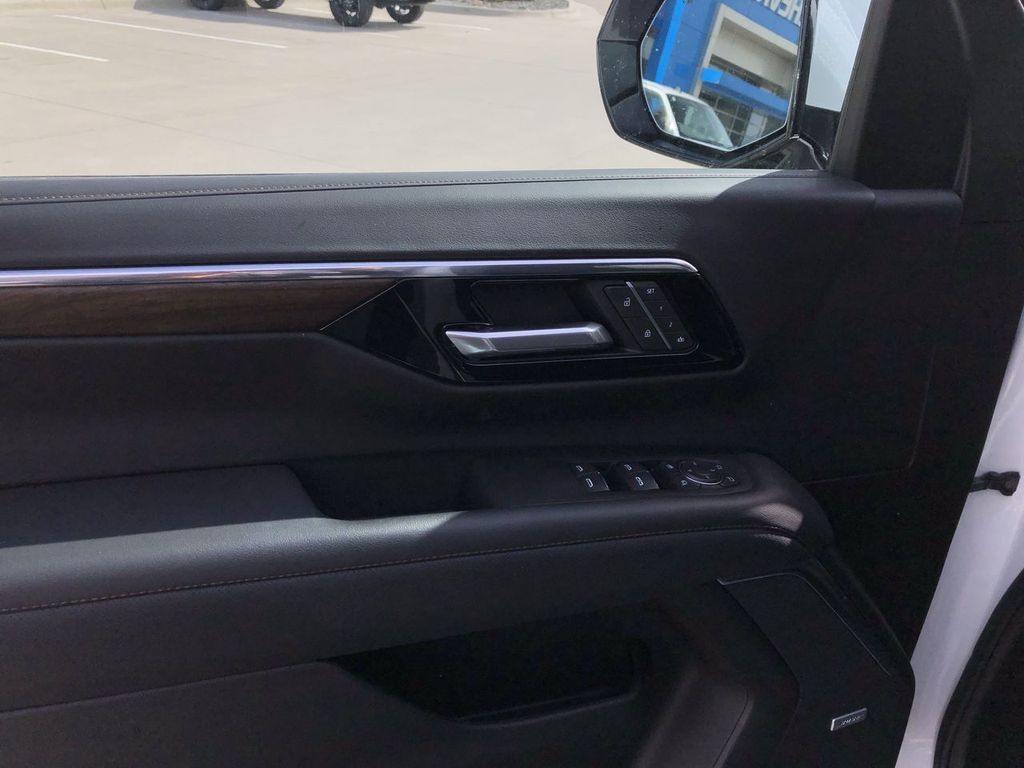 2025 Chevrolet Suburban