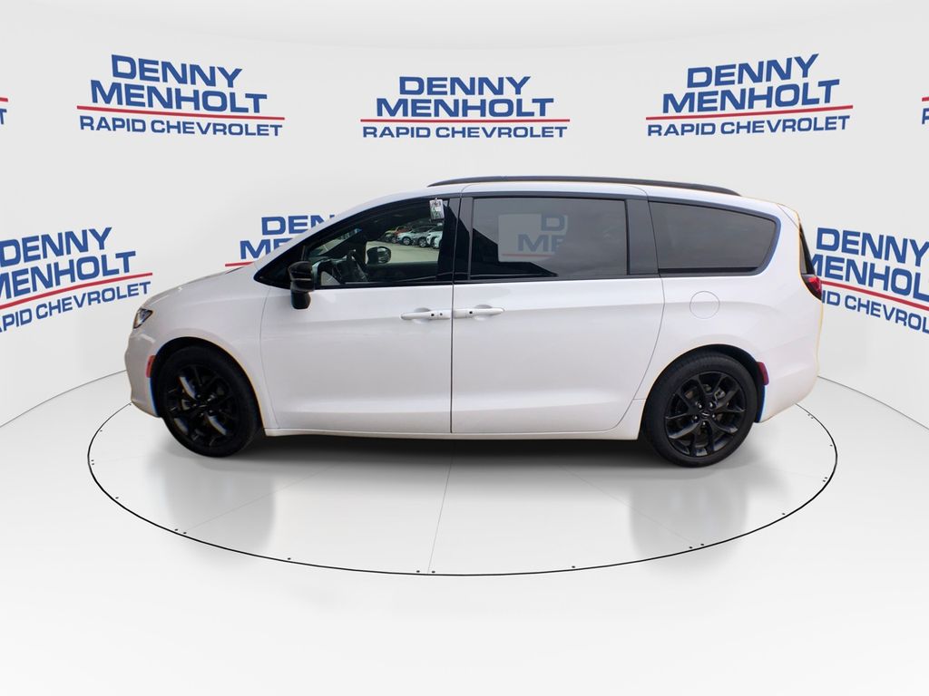 2025 Chrysler Pacifica