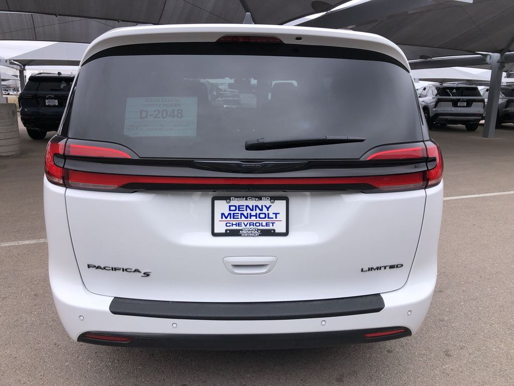 2025 Chrysler Pacifica