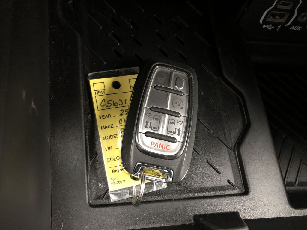 2025 Chrysler Pacifica