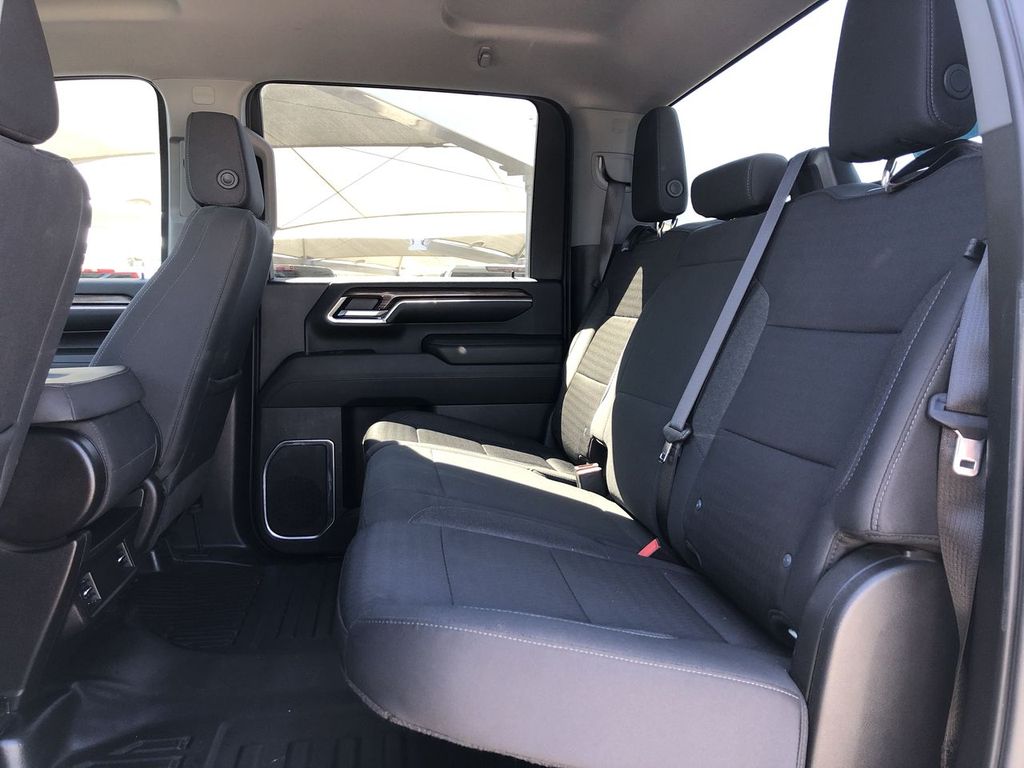 2024 Chevrolet Silverado 3500