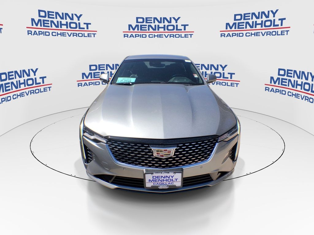 2023 Cadillac CT4