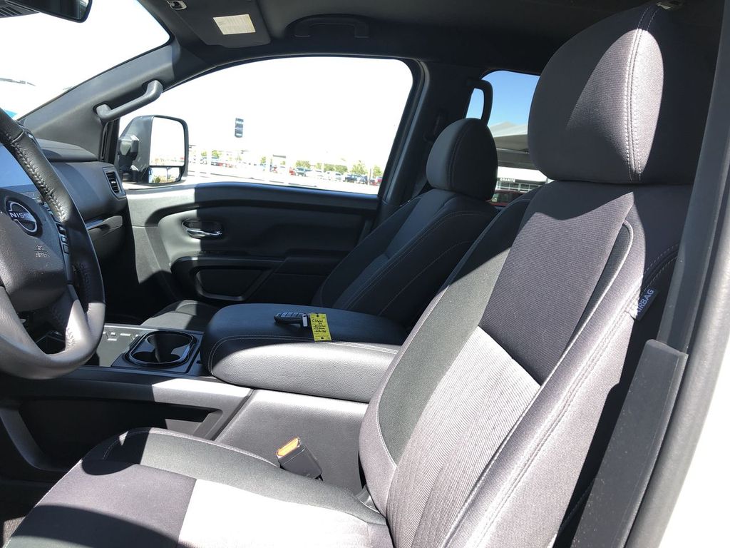 2024 Nissan Titan
