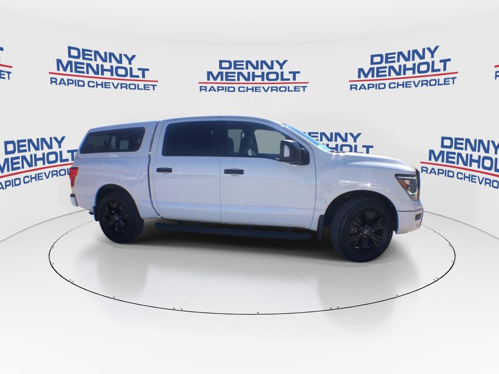 2024 Nissan Titan