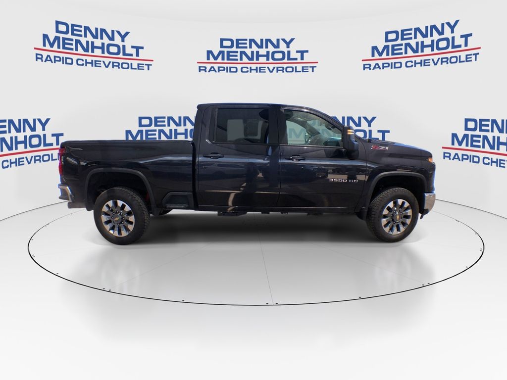2024 Chevrolet Silverado 3500