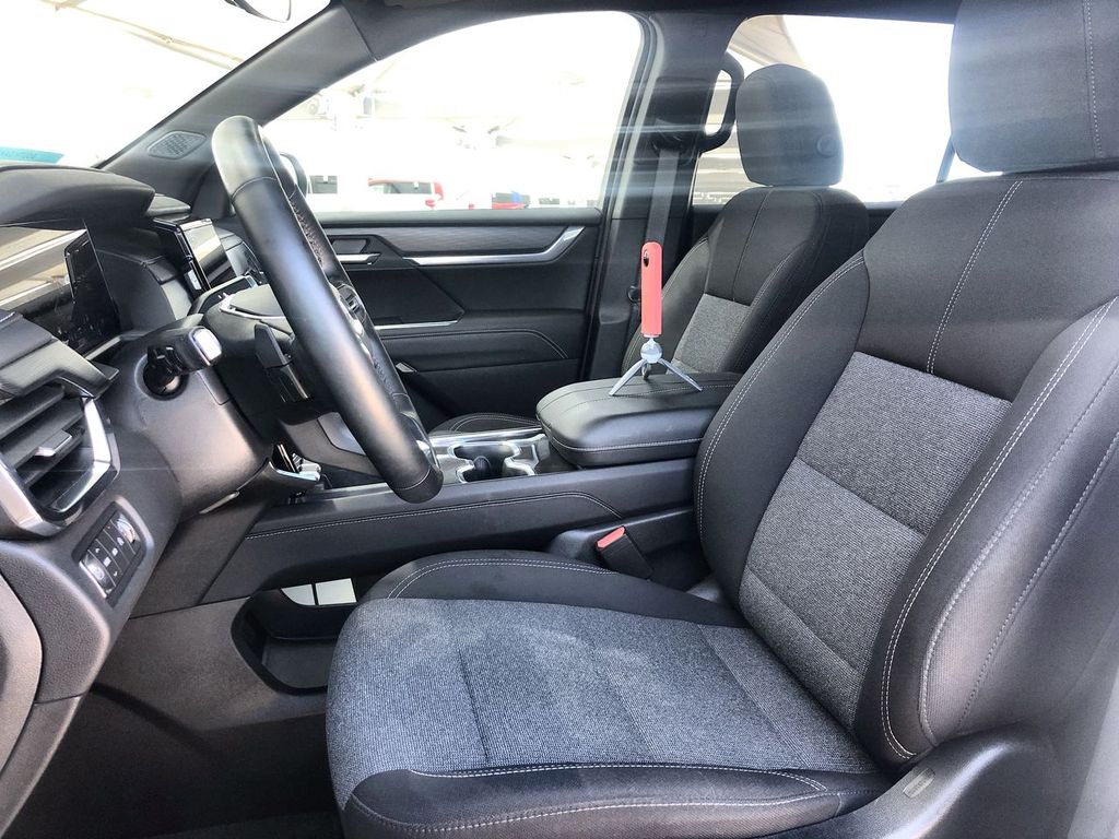 2025 GMC Acadia