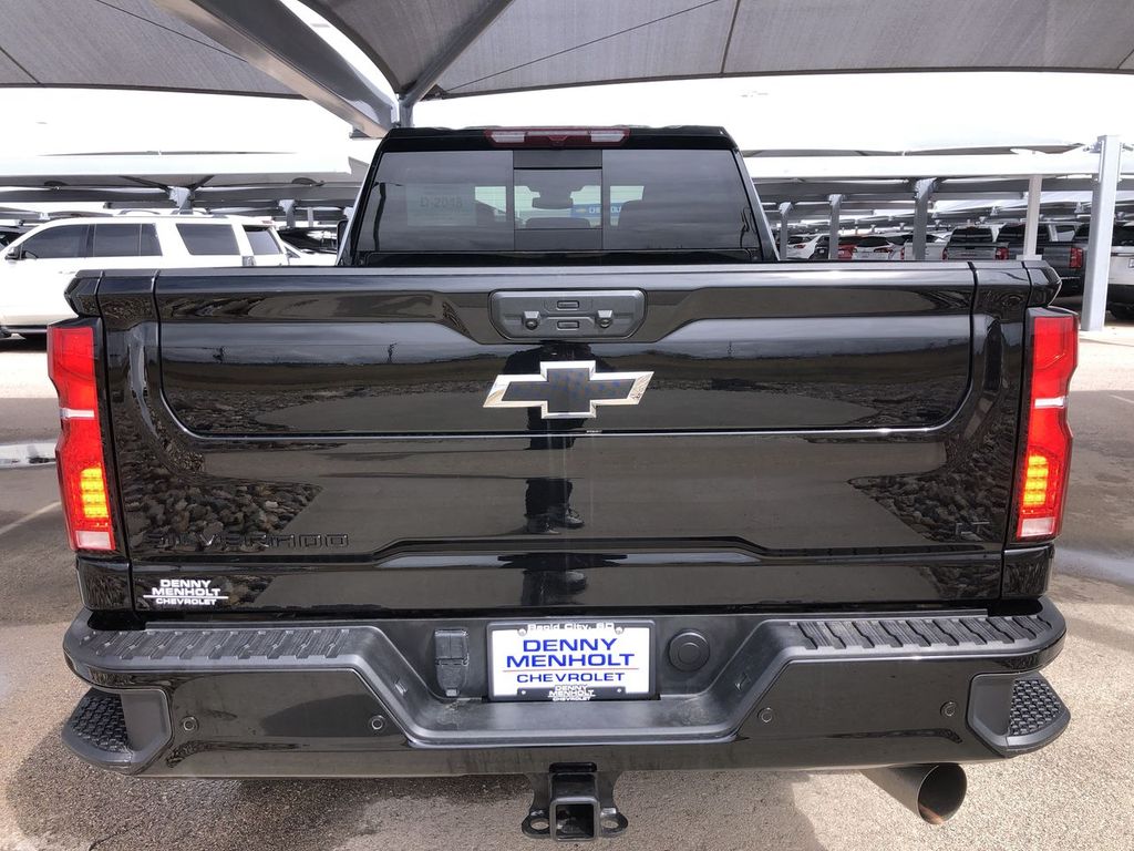 2025 Chevrolet Silverado 3500