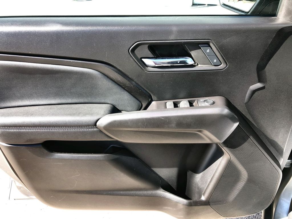 2024 GMC Canyon
