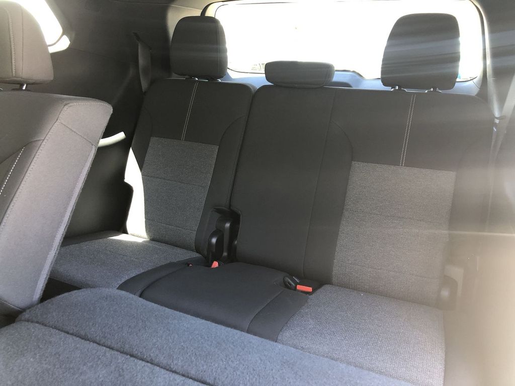2025 GMC Acadia