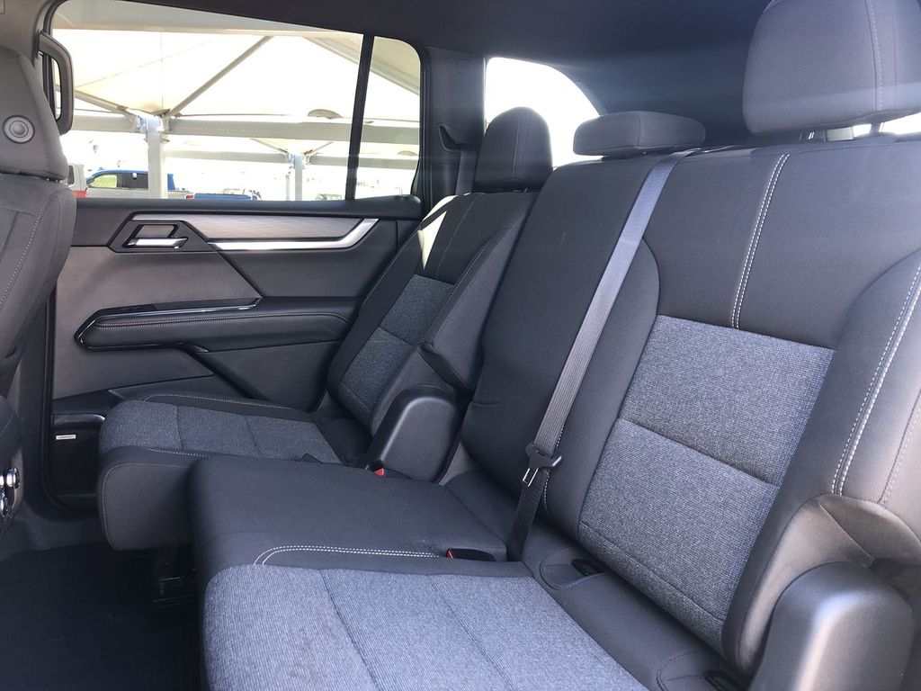 2025 GMC Acadia