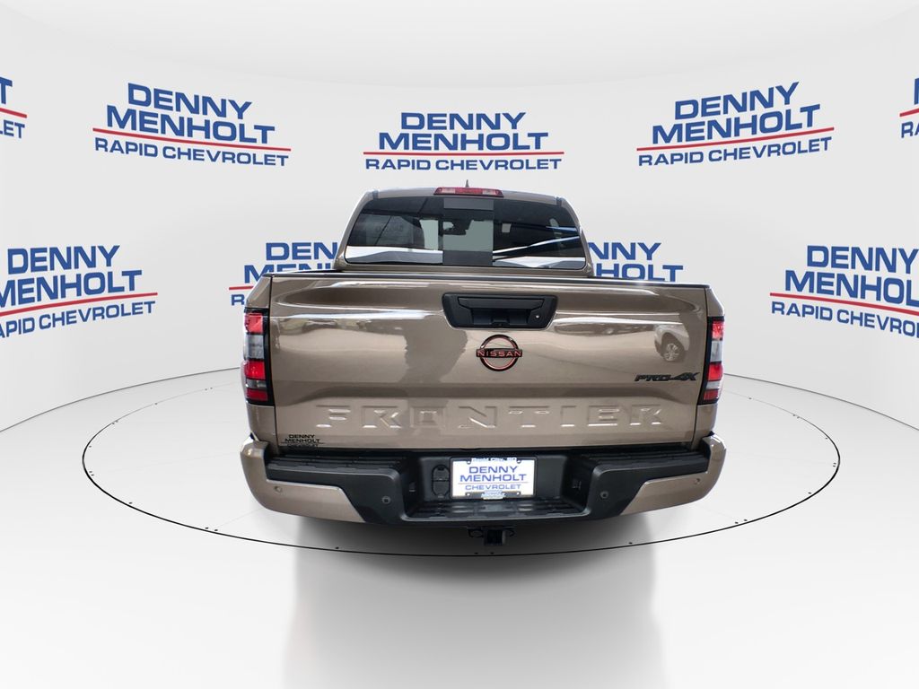 2023 Nissan Frontier