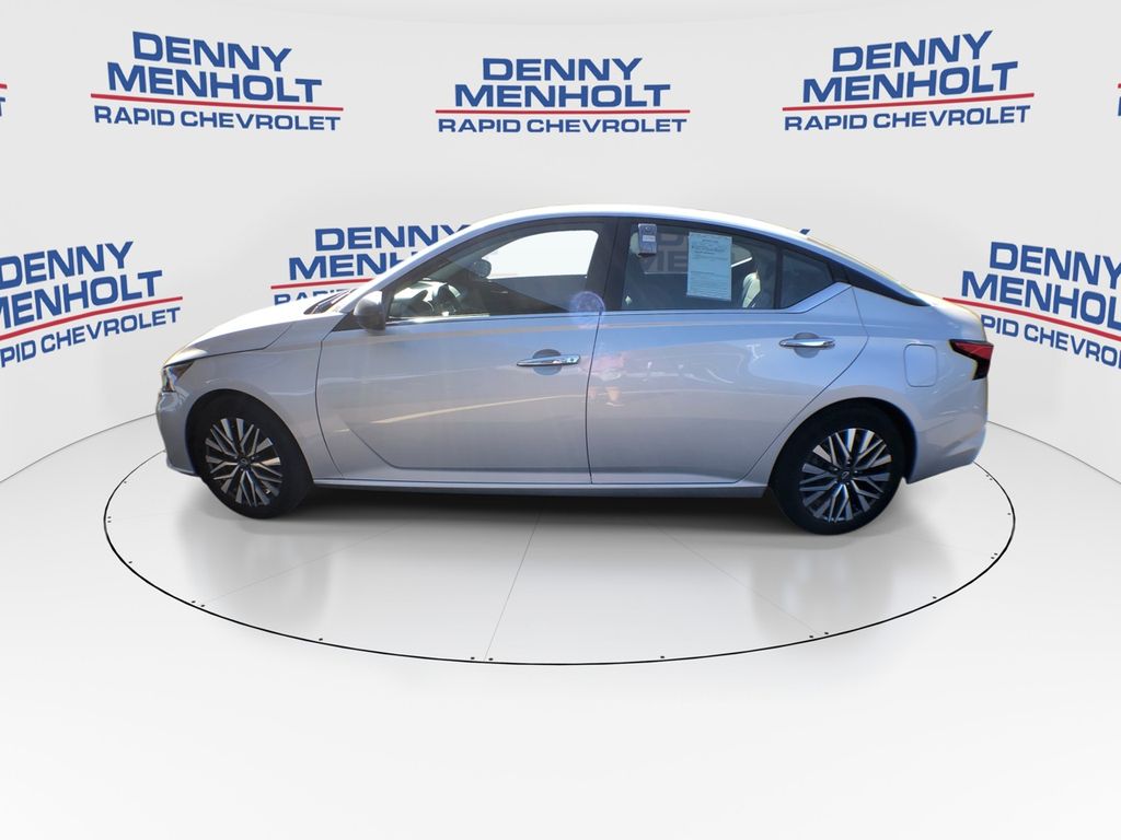 2025 Nissan Altima
