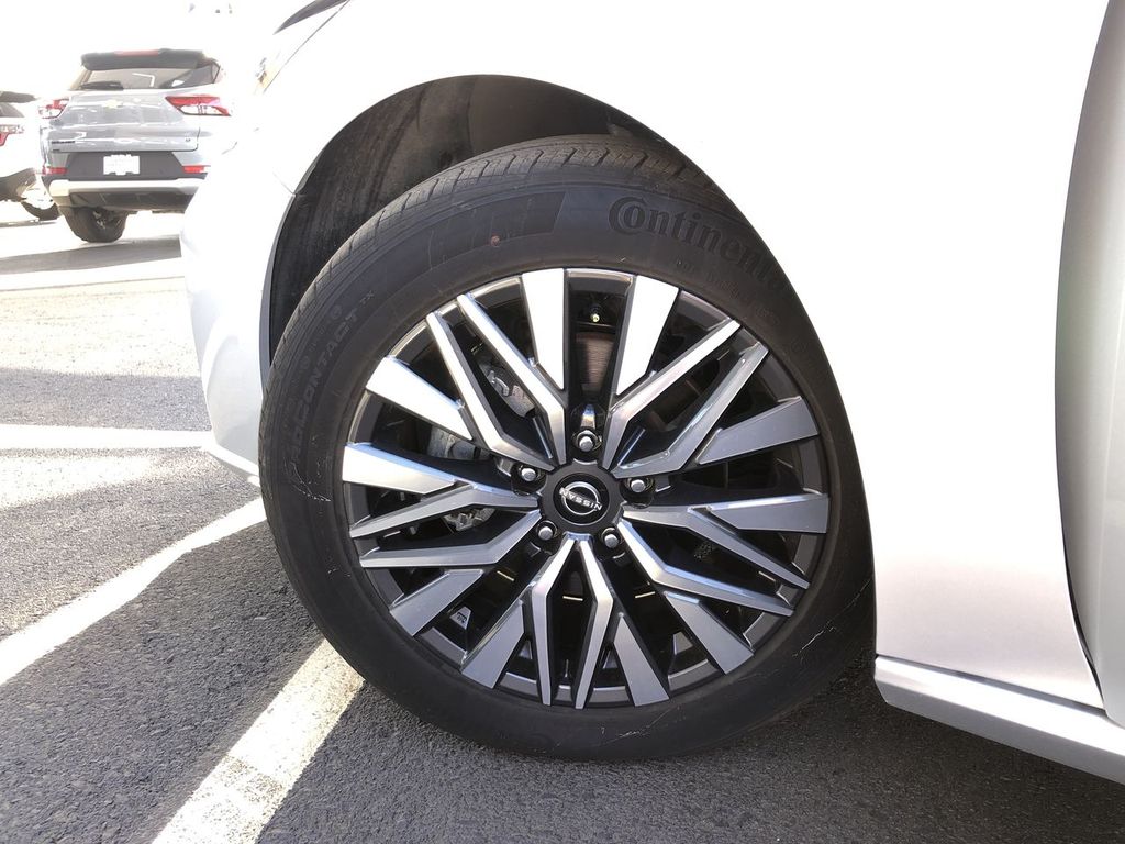 2025 Nissan Altima
