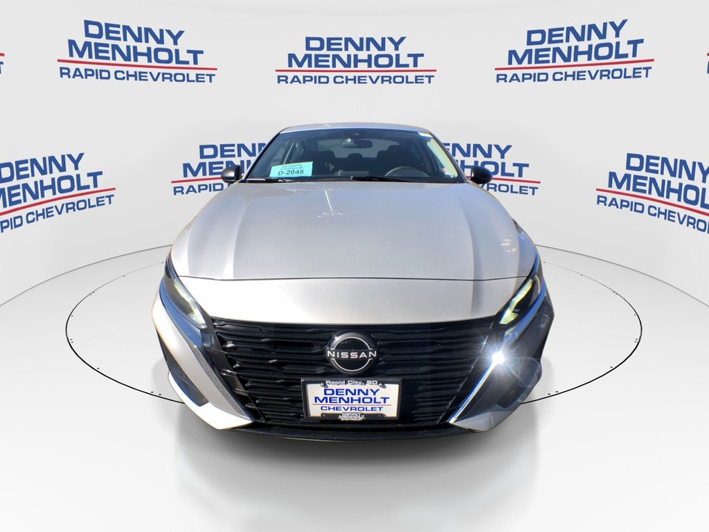 2025 Nissan Altima
