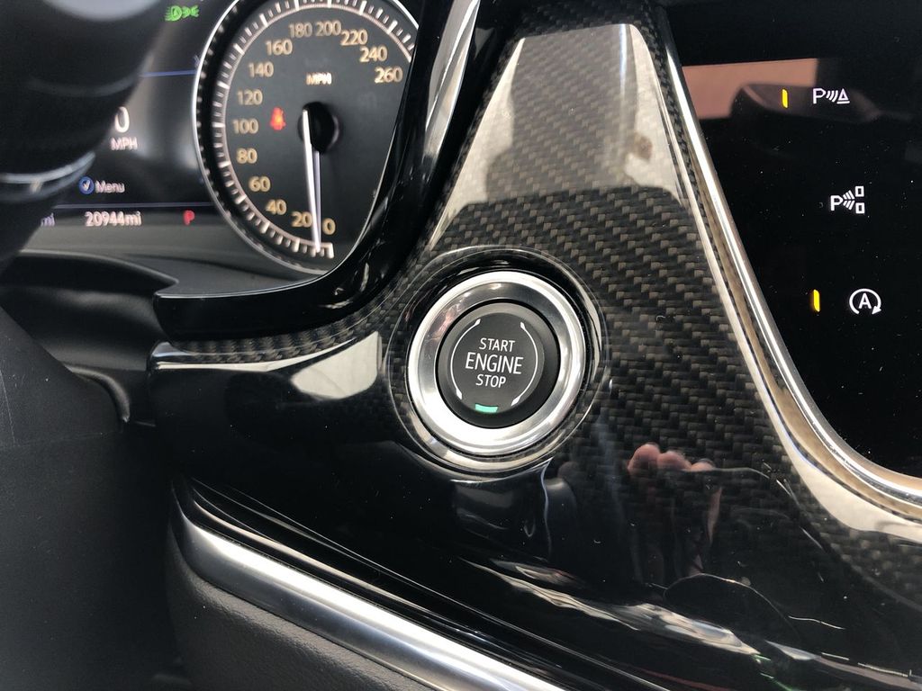 2024 Cadillac XT6