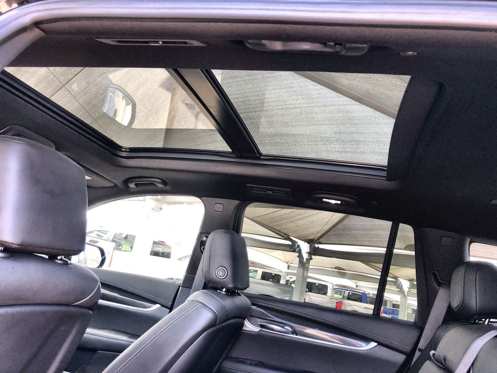 2024 Cadillac XT6