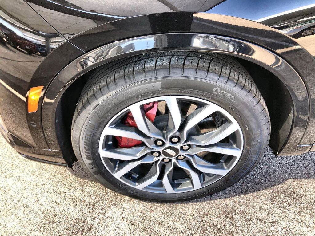 2024 Cadillac XT6