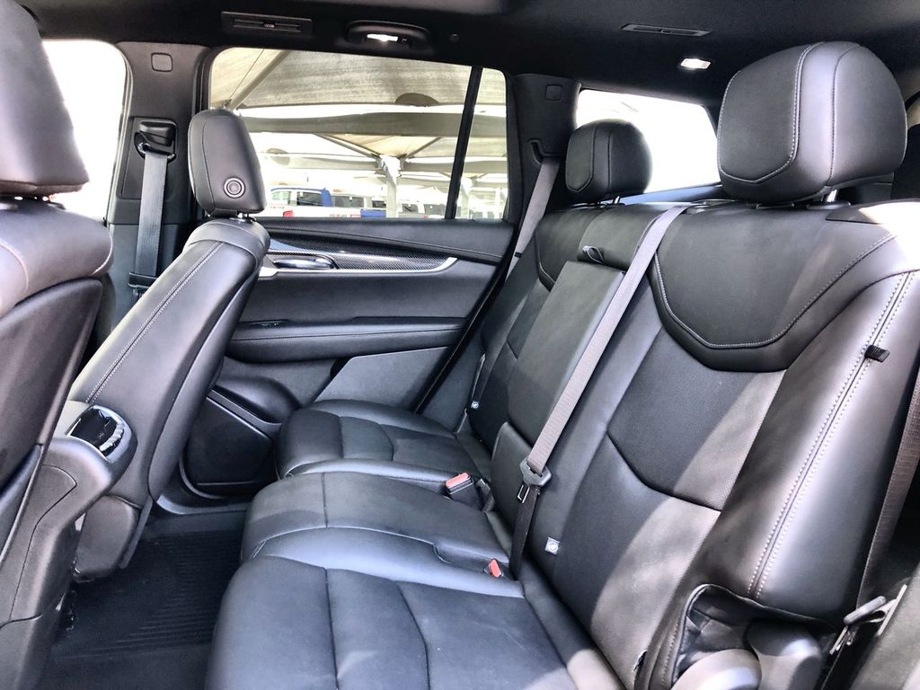 2024 Cadillac XT6