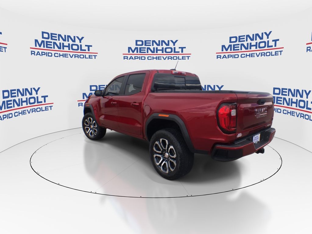 2024 GMC Canyon
