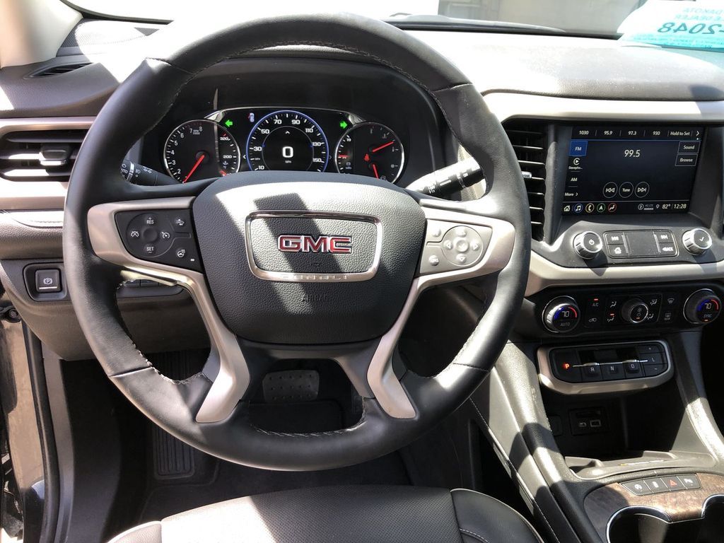 2023 GMC Acadia